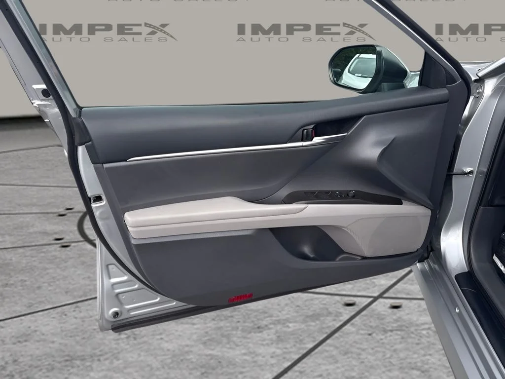 Used 2022 Silver Toyota LE image 13