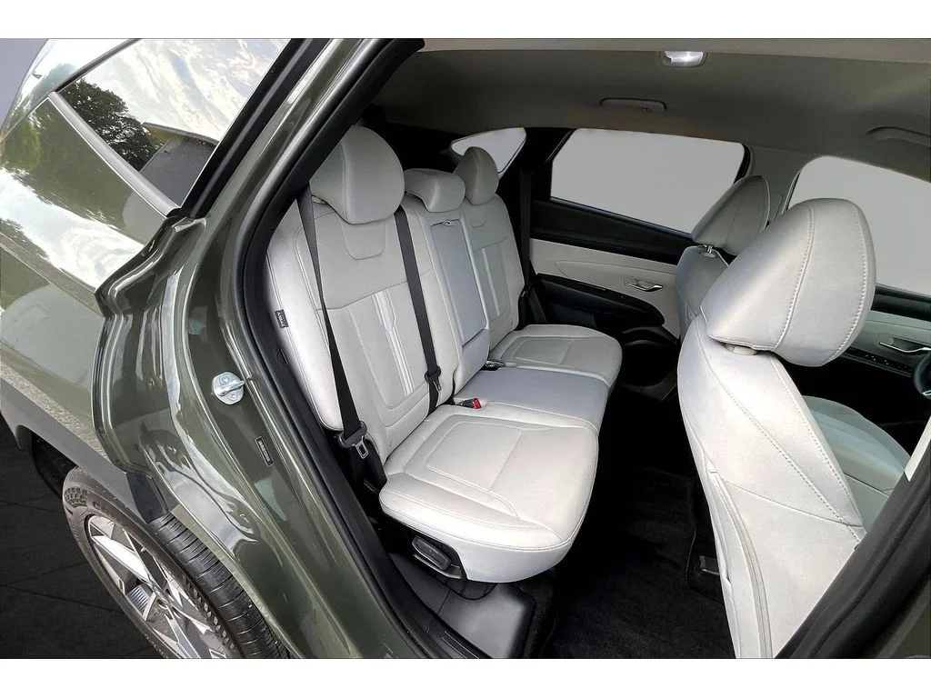 Used 2025 Gray Hyundai SEL image 19