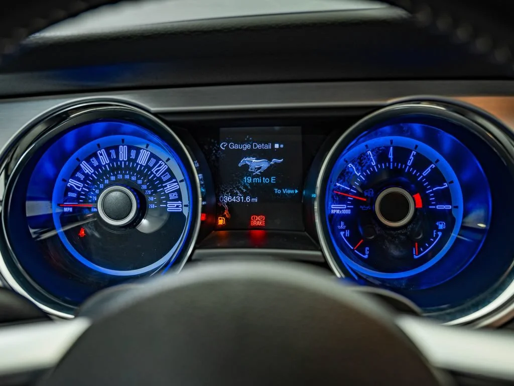 Used 2013 Blue Metallic Ford GT Premium image 32