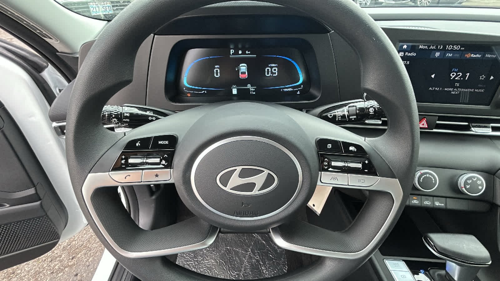 New 2026 Serenity White Hyundai SE image 18