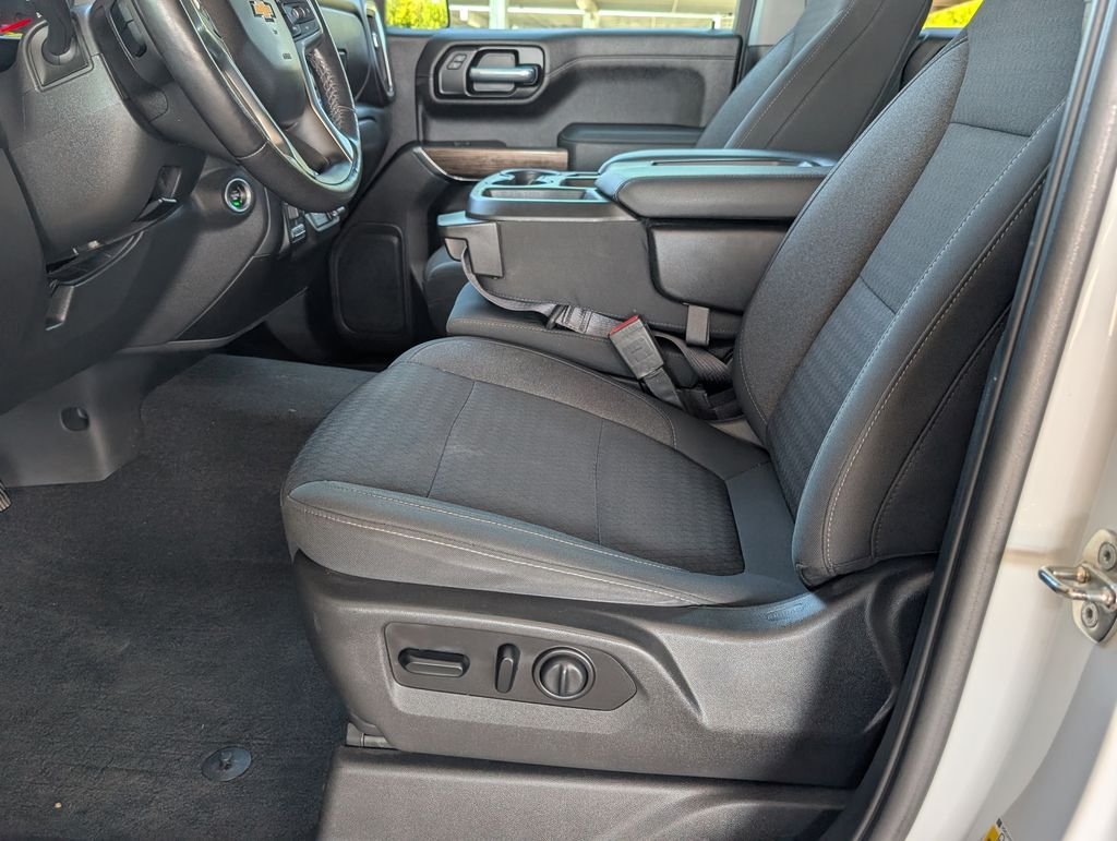 Used 2020 SUMMIT WHITE Chevrolet LT image 12