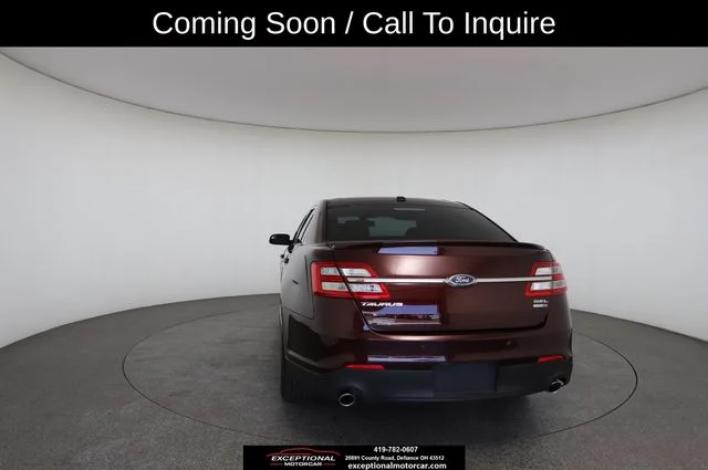 Used 2018 Red Ford SEL image 25