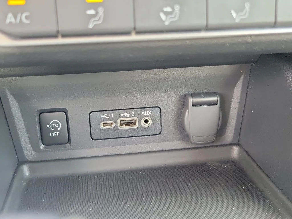 Used 2024 White Nissan SV image 36