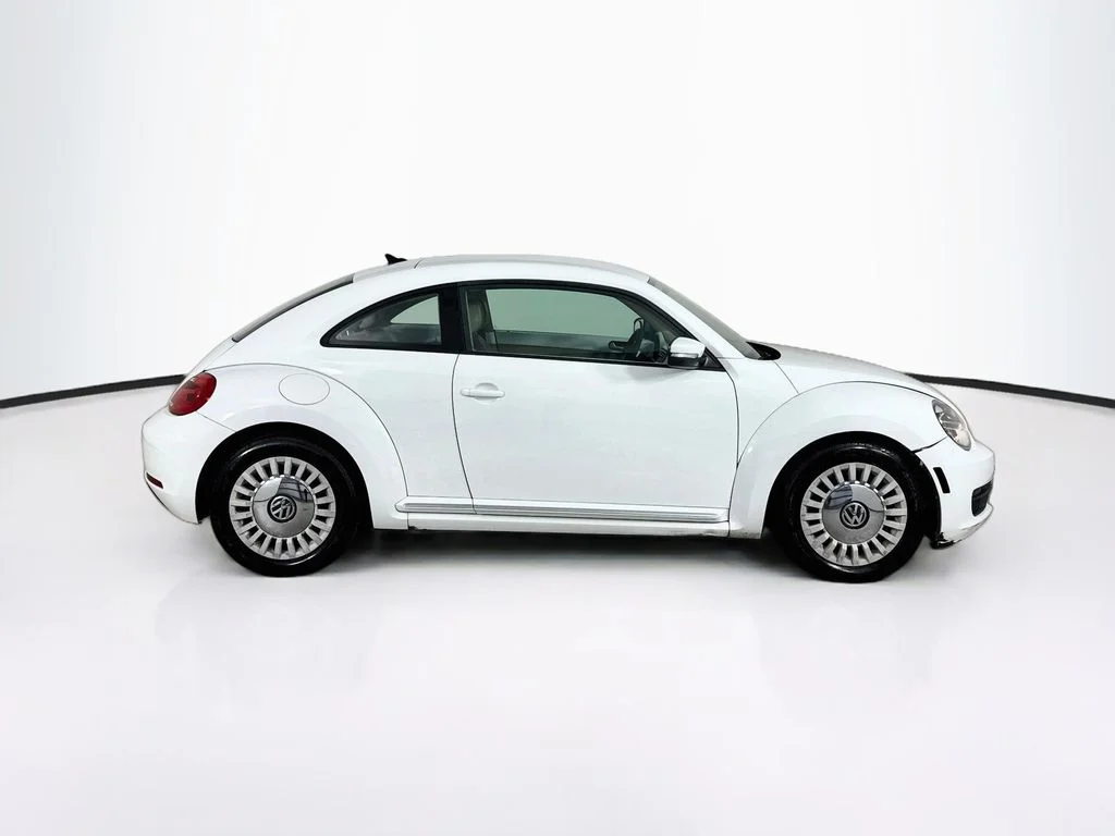 Used 2014 White Volkswagen 1.8T image 8