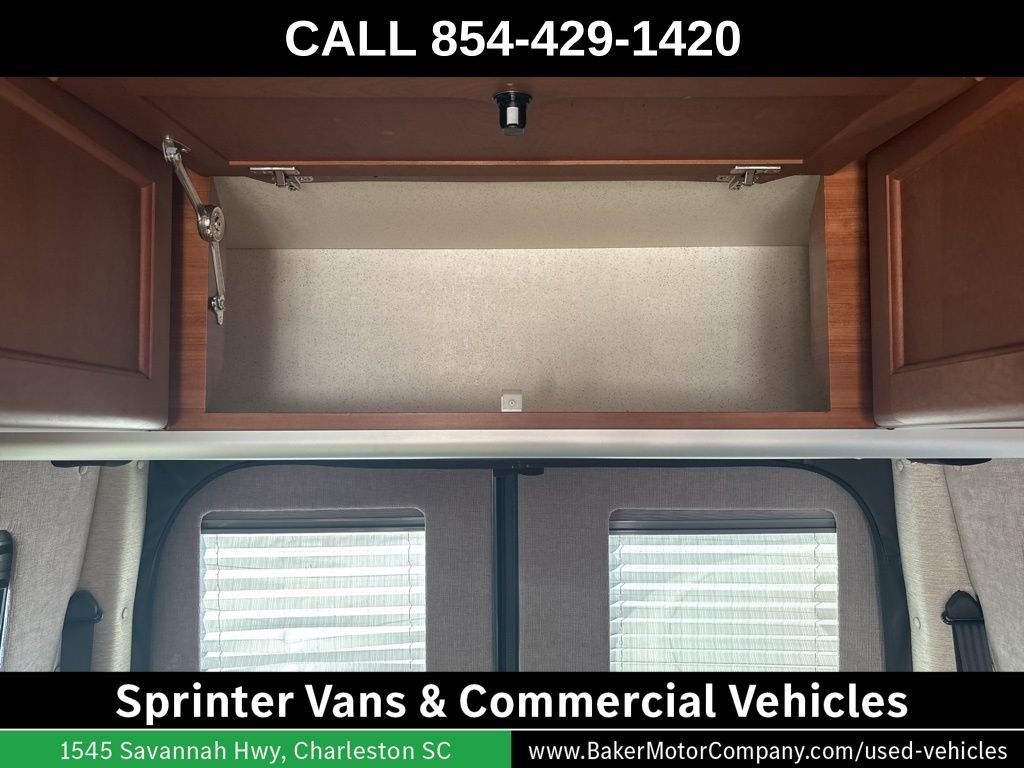 Used 2016 Gray Mercedes-Benz Road Trek image 38