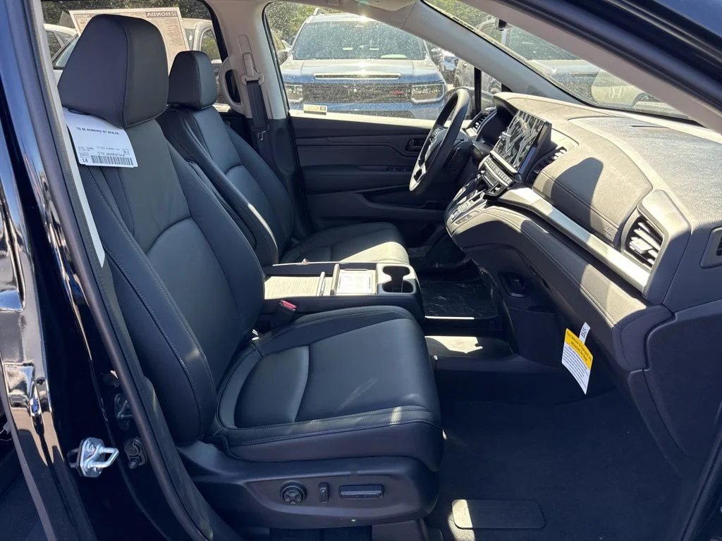 2026 Honda Odyssey EX-L - Photo 16