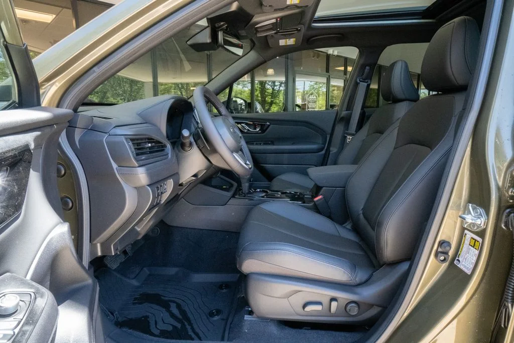 New 2026 AUTUMN GREEN METALLIC Subaru Limited Hybrid image 8