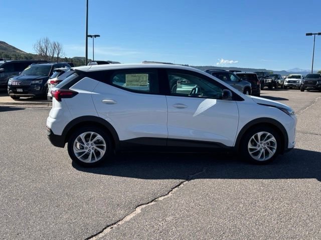 2027 Chevrolet Bolt LT - Photo 6