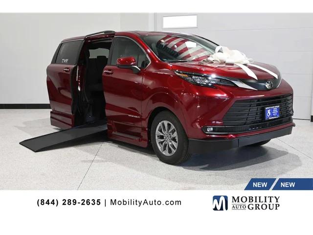 2026 Toyota Sienna XLE Mobility Handicap Van