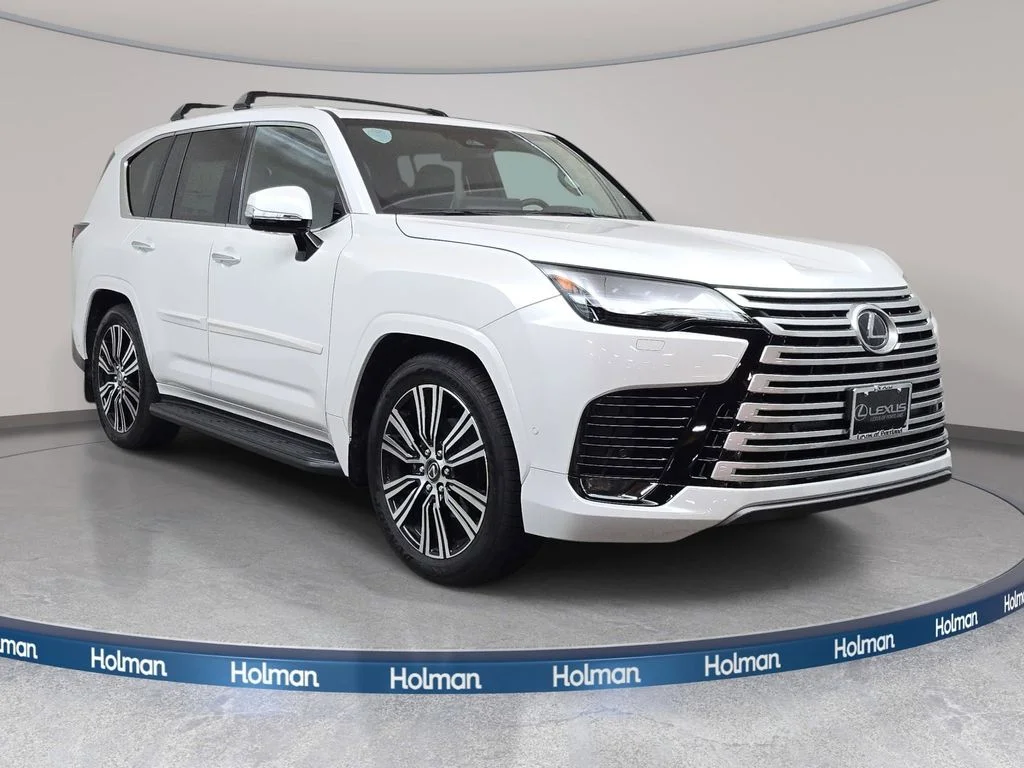 New 2025  Lexus 700h Luxury image 2