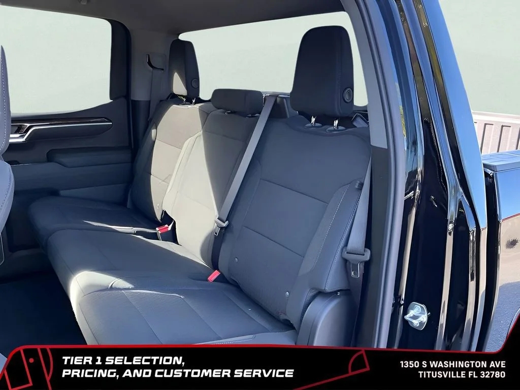 New 2026 Onyx Black GMC SLE image 7