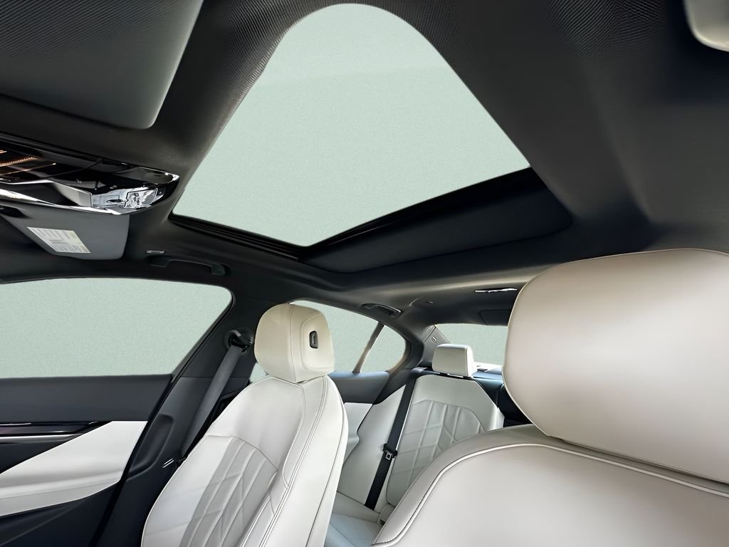 New 2027 Black Sapphire Metallic BMW 530i xDrive image 22
