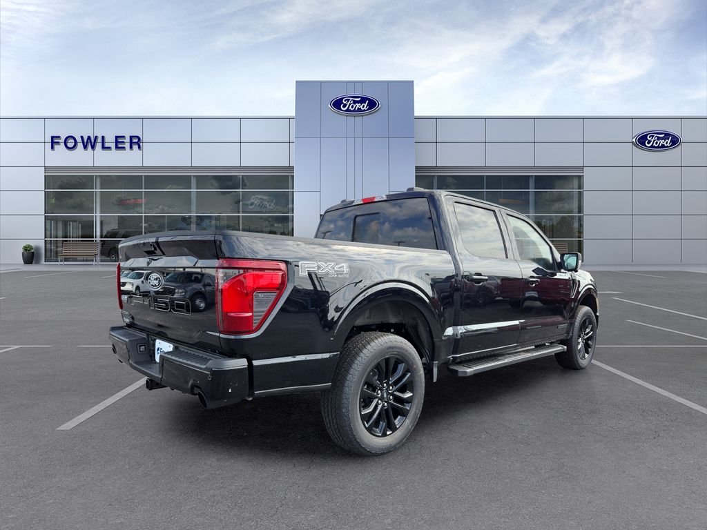 New 2026 Agate Black Metallic Ford XLT image 5
