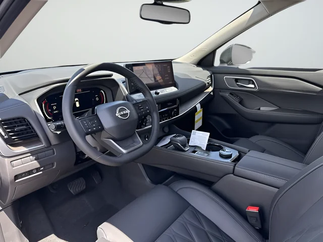 New 2026 Super Black Nissan Platinum image 10