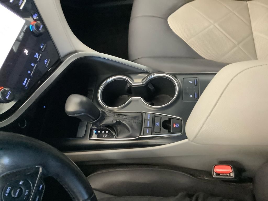 Used 2019 Gray Toyota XLE image 23