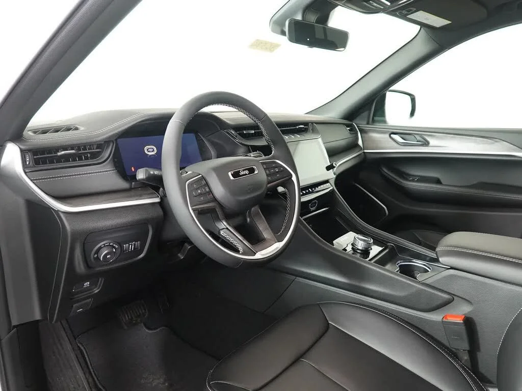 New 2026 White Jeep Limited image 17