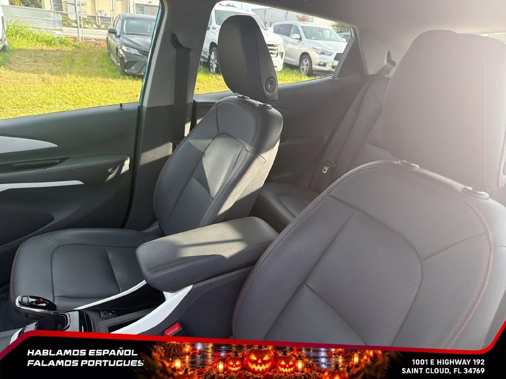 Used 2021 OASIS BLUE Chevrolet Premier image 15