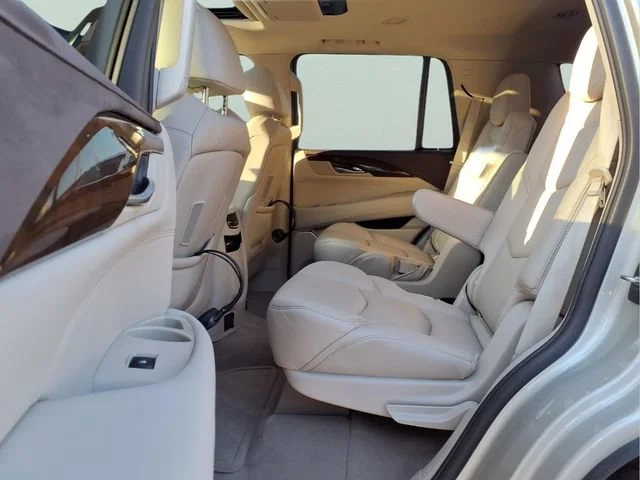 Used 2016 SILVER COAST METALLIC Cadillac Premium Collection image 16