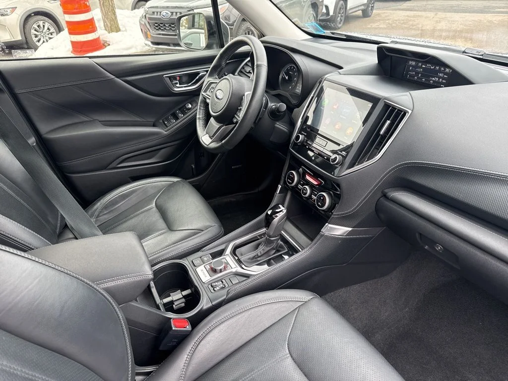 Used 2022 Gray Subaru Touring image 30