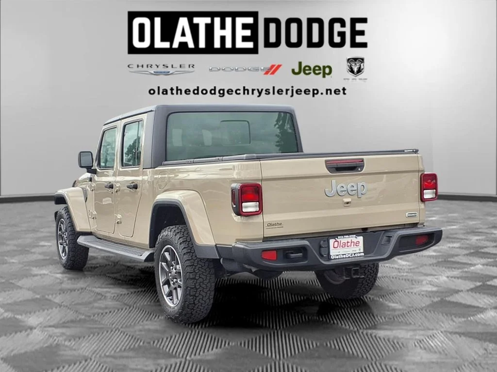 Certified Used 2020 Beige Jeep Overland image 3