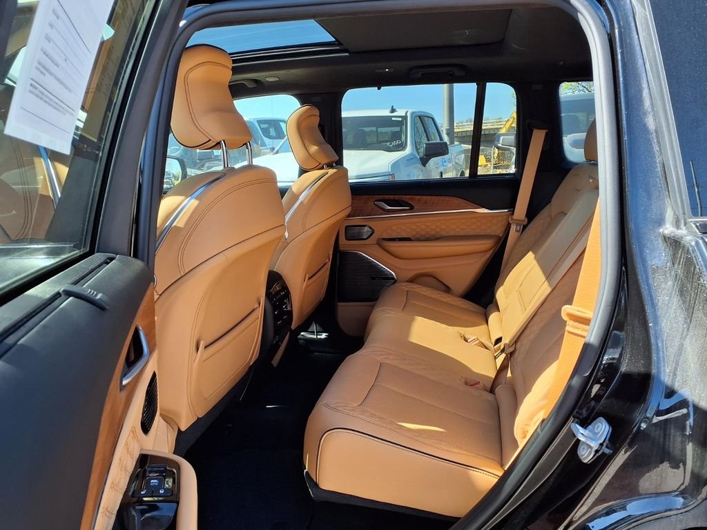 Used 2024 Black Jeep Summit Reserve image 13
