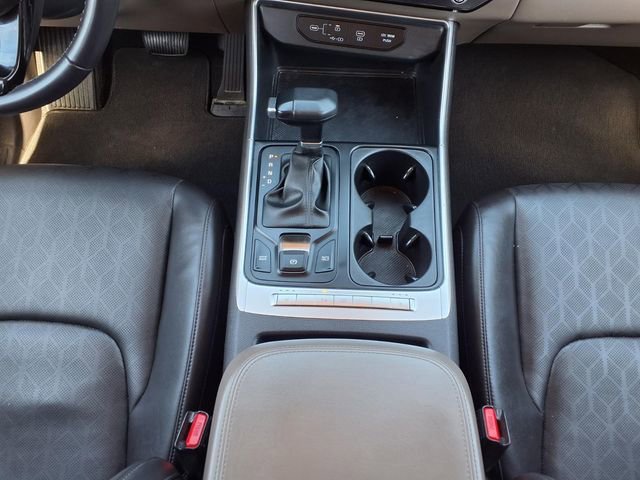 Used 2025 Gray Kia LXS image 18