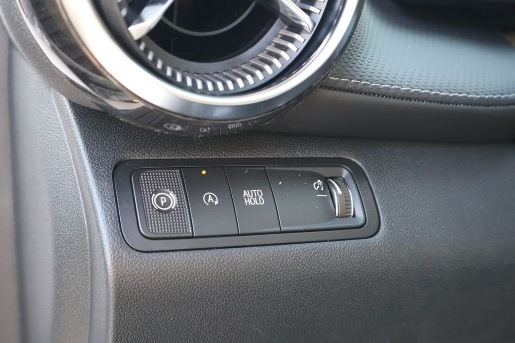2027 Chevrolet Equinox LT - Photo 19