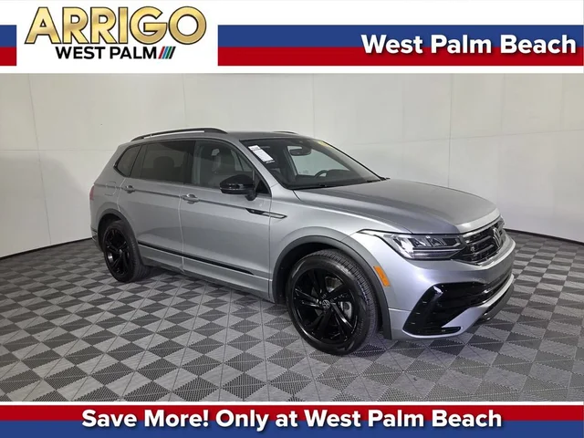 2023 Volkswagen Tiguan SE R-Line Black