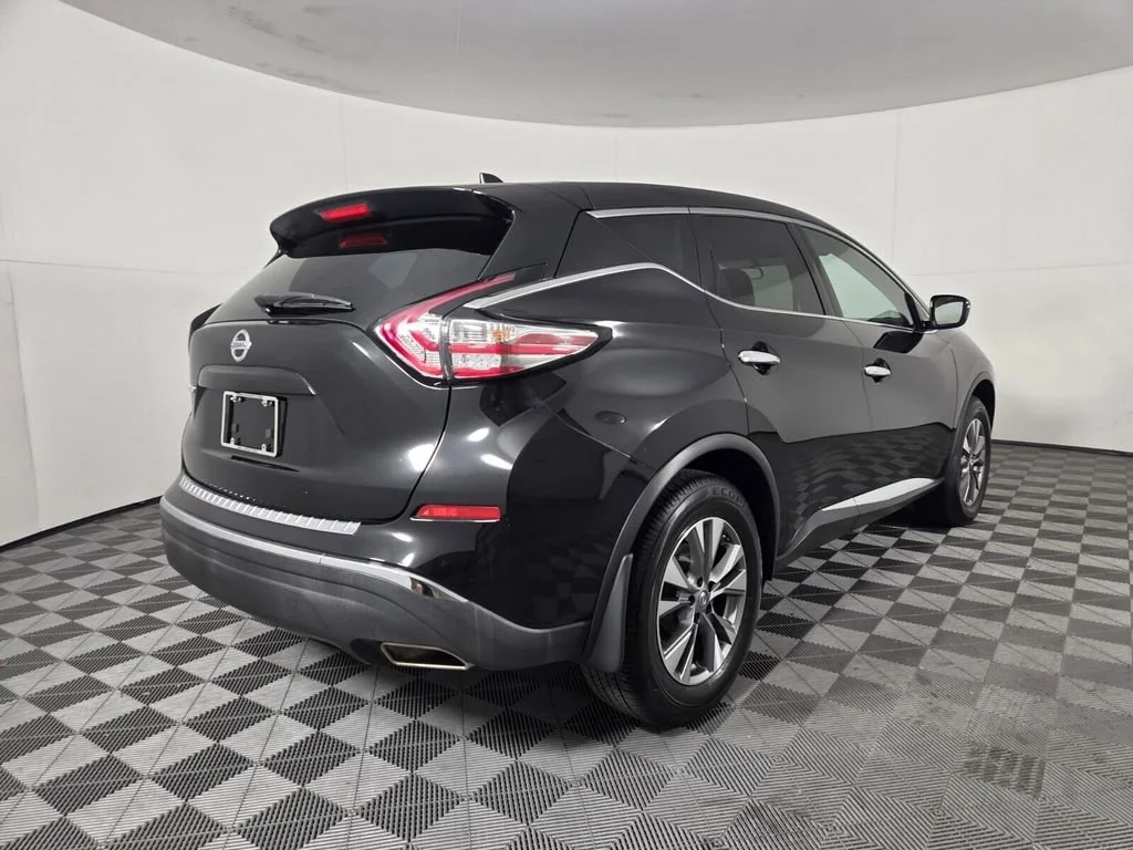 Used 2018 Magnetic Black Metallic Nissan S image 5