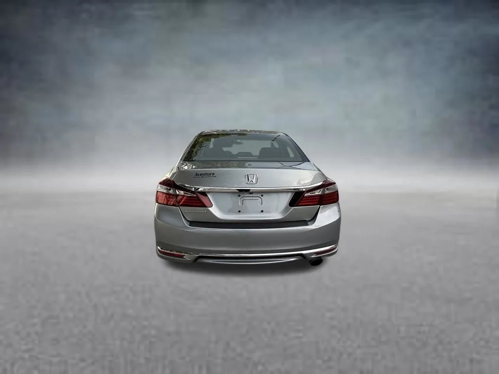 Used 2016 Gray Honda LX image 6