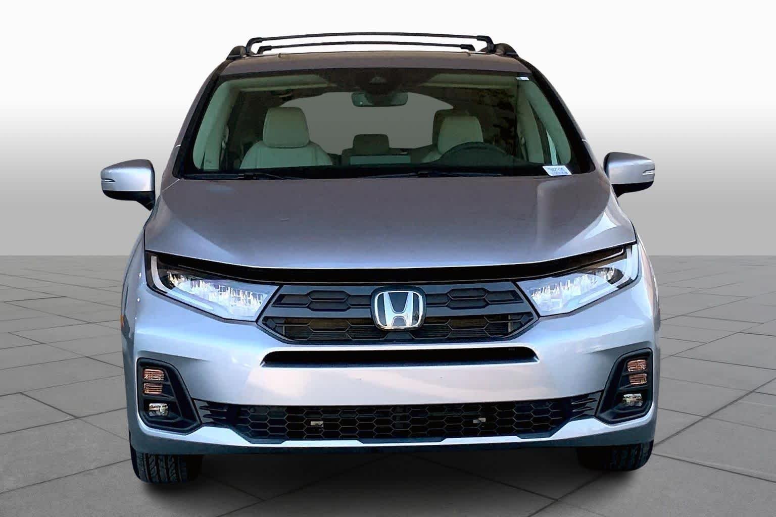 New 2026 Solar Silver Metallic Honda EX-L image 3