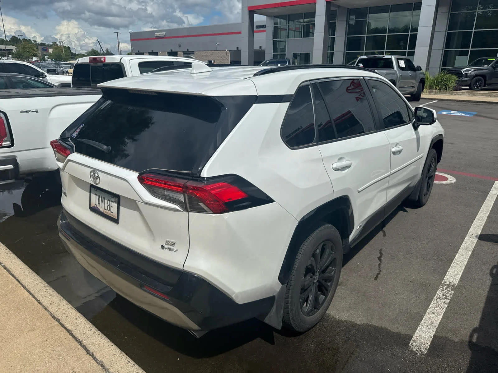 Certified Used 2025 Wind Chill Pearl Toyota Hybrid SE image 4