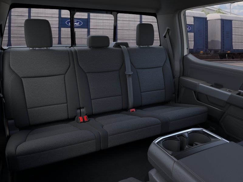 New 2026 Oxford White Ford XLT image 41