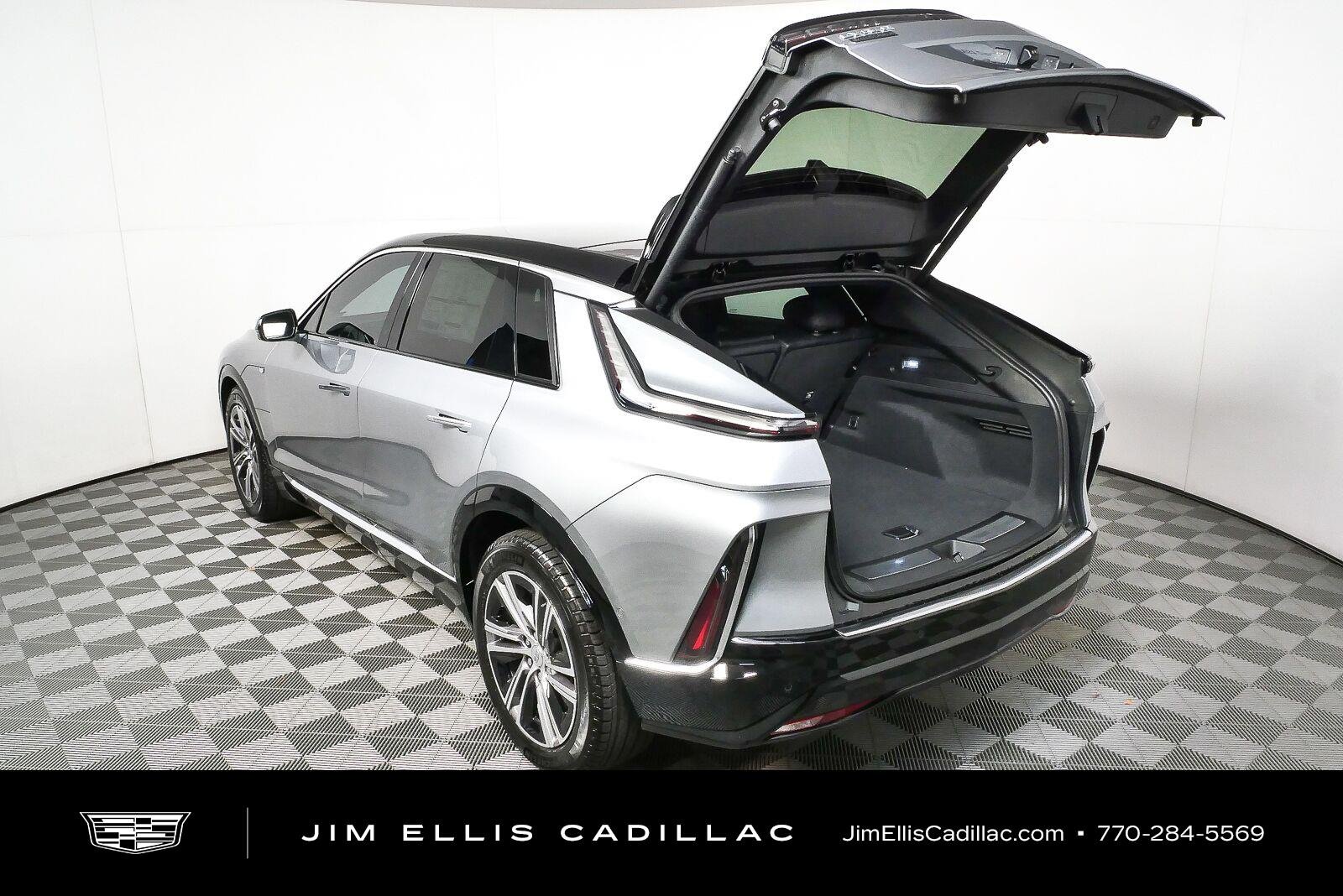 New 2027 Argent Silver Metallic Cadillac Luxury image 29