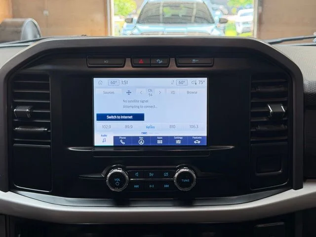Used 2023 Black Ford XLT image 13