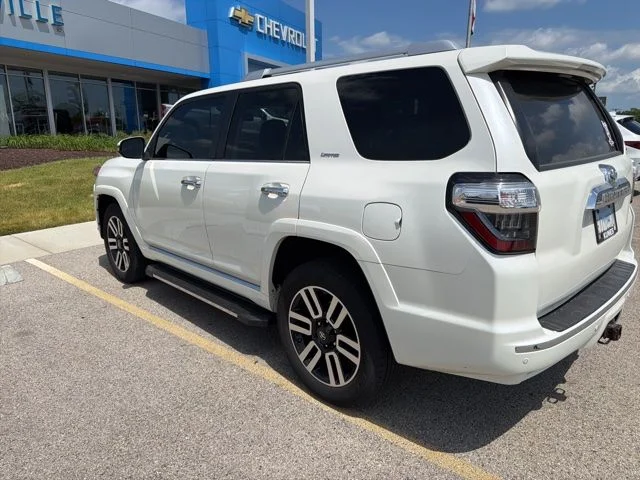 Used 2016 White Toyota  image 2
