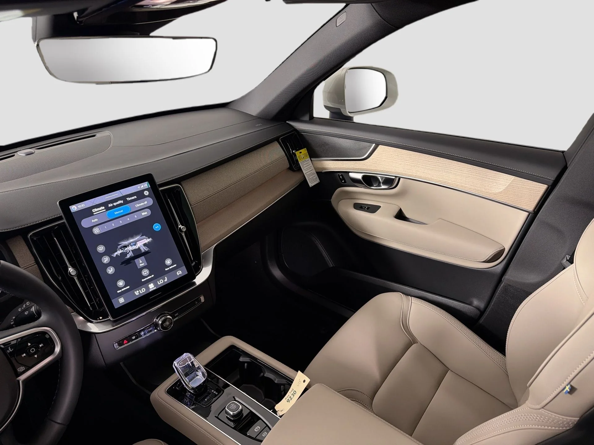 New 2026 Crystal White Volvo Plus image 23