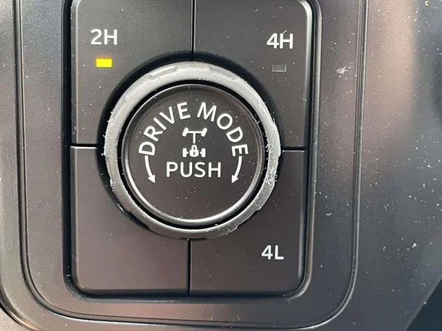 New 2026 Avalanche Ford XLT image 23