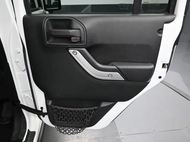 View 32