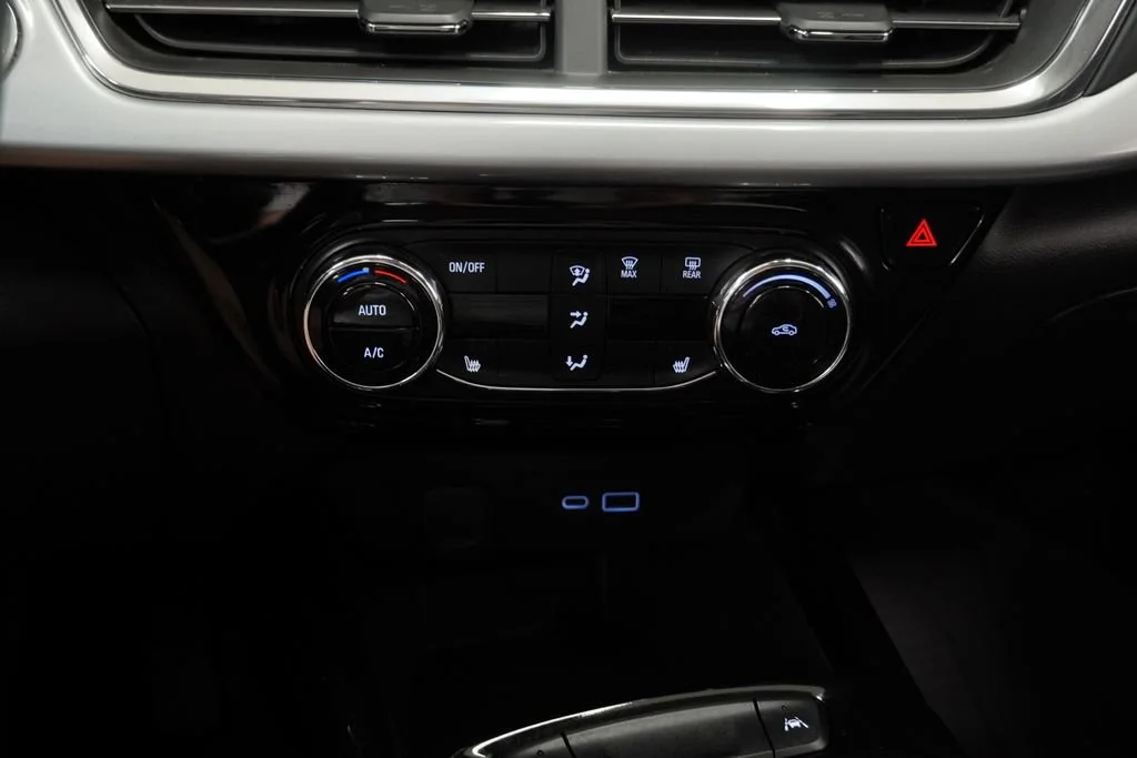 Used 2024 Sterling Gray Metallic Chevrolet LT image 19
