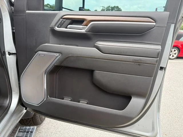 Used 2024 Sterling Gray Metallic Chevrolet High Country image 14