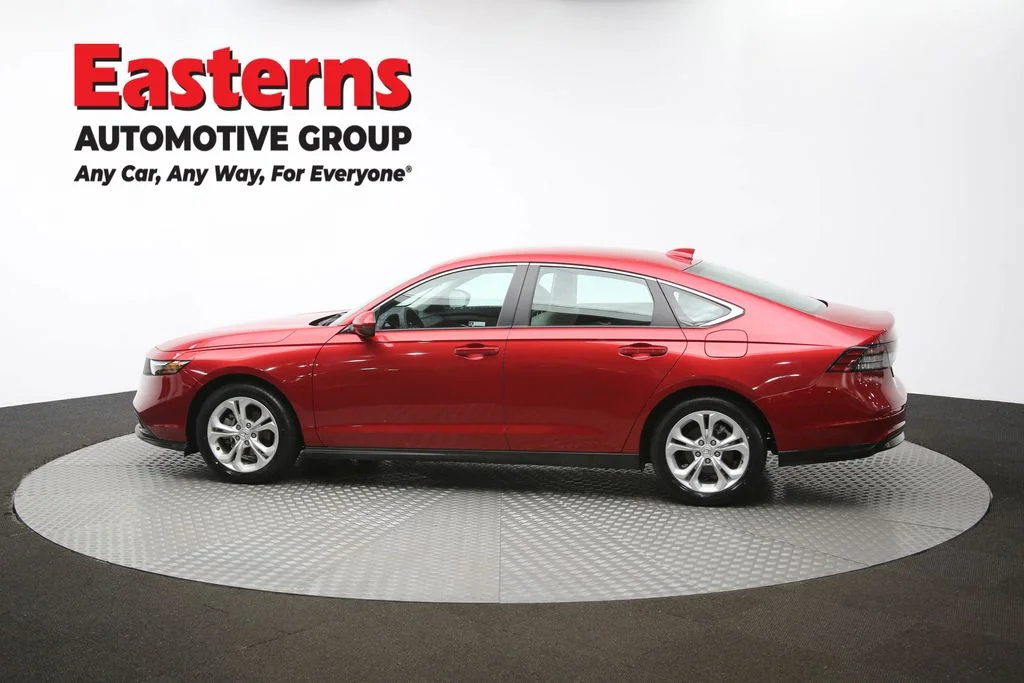 Used 2023 Red Honda LX image 57
