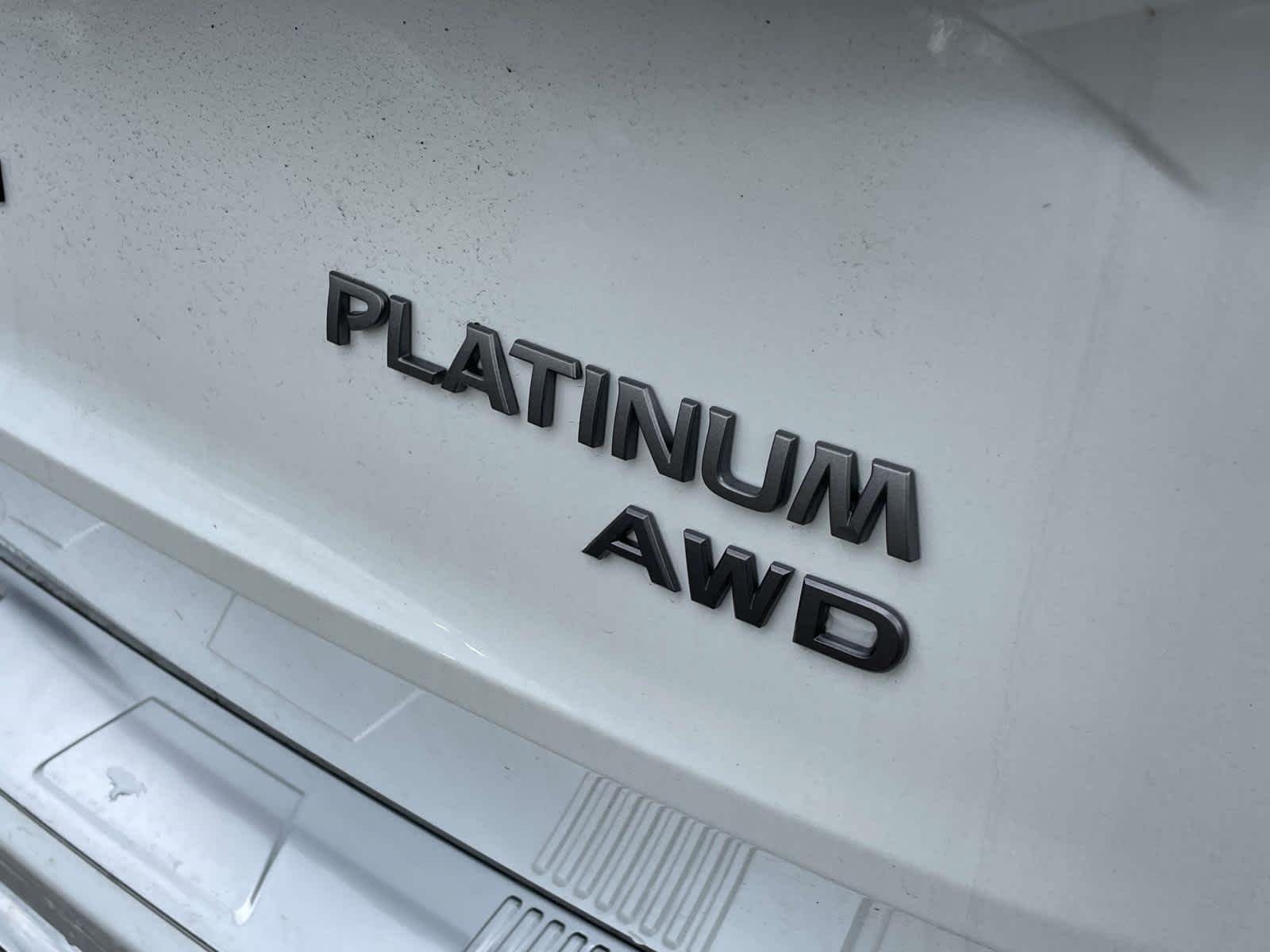 New 2026 Everest White Pearl/Super Black Nissan Platinum image 47