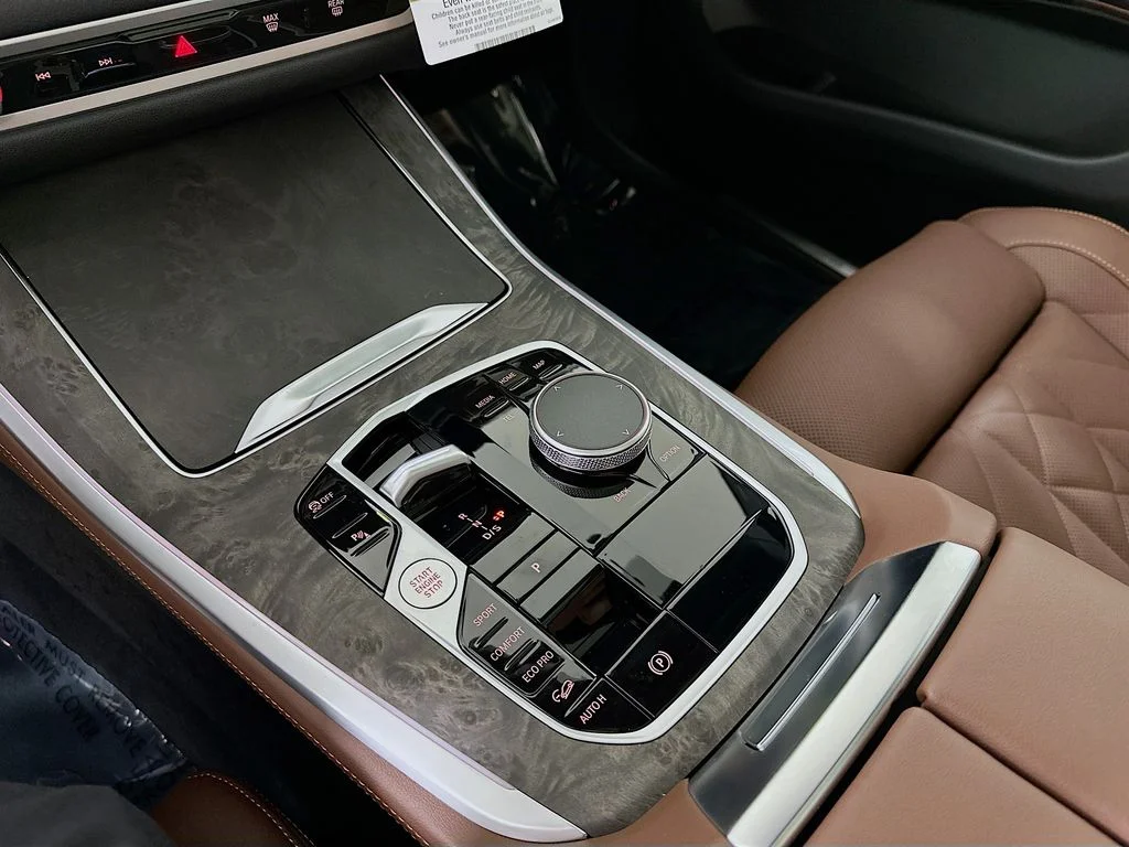 New 2026 Black Sapphire Metallic BMW xDrive40i image 20