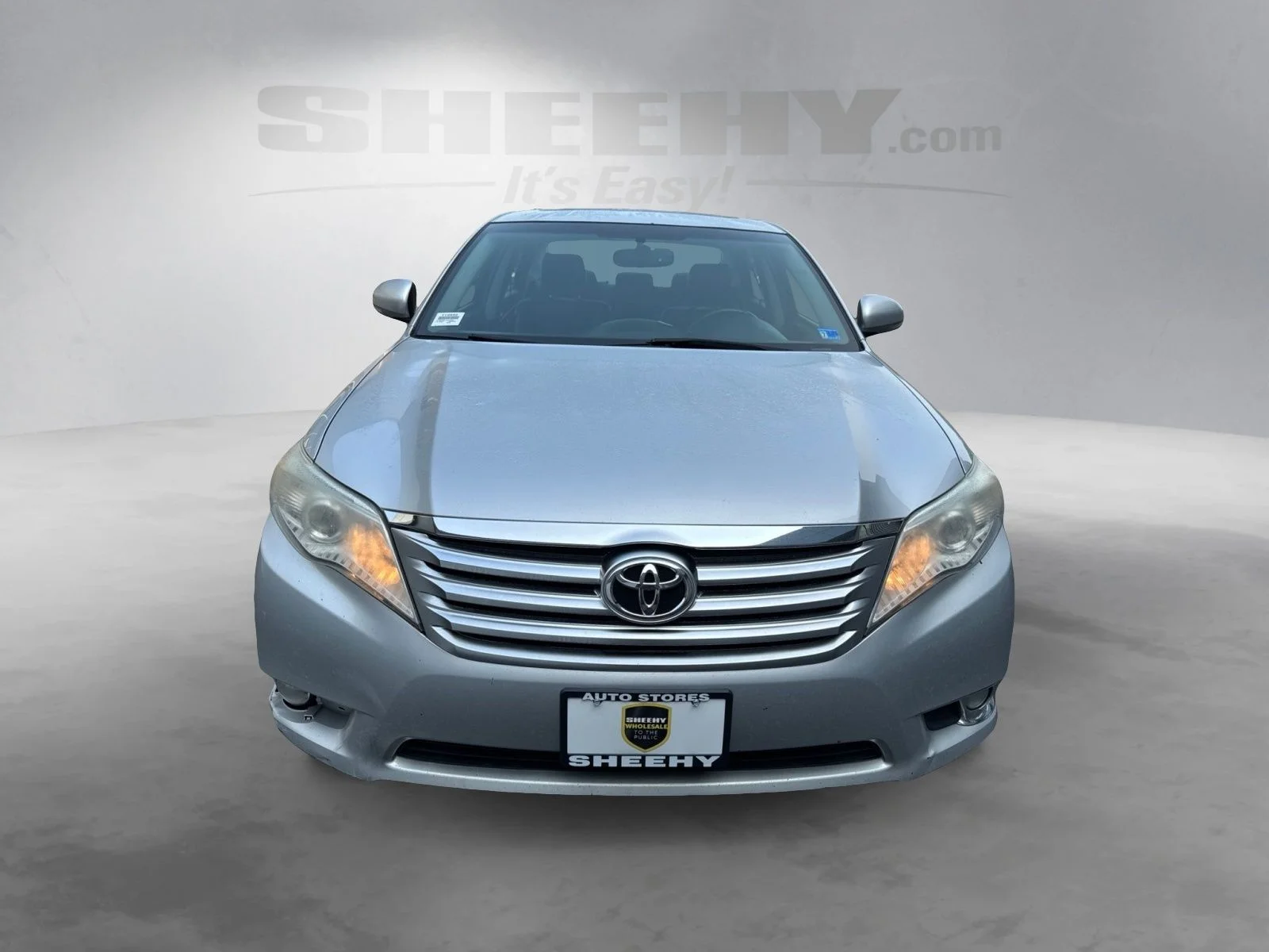 Used 2012 Silver Toyota Base image 16