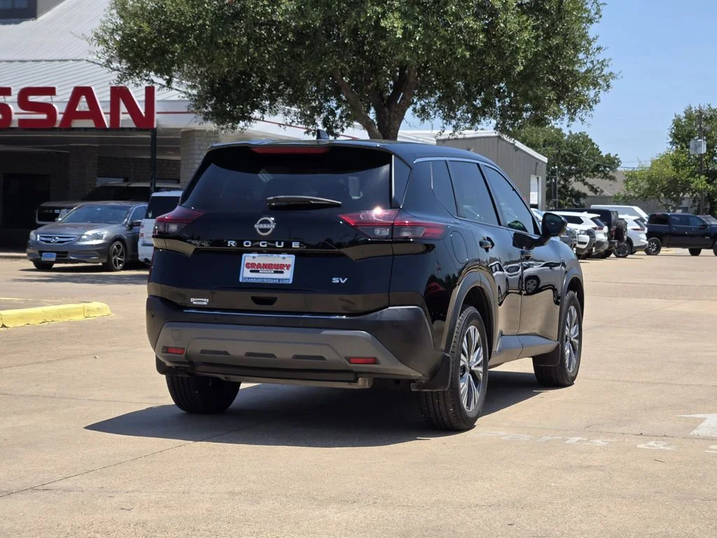 2022 Nissan Rogue SV - Photo 6