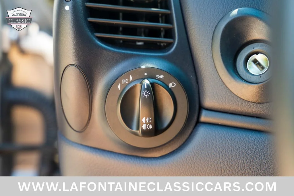 Used 2002 Silver Porsche Carrera image 97