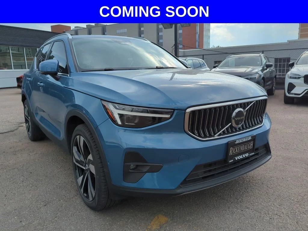 2024 Volvo XC40