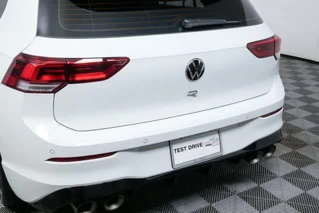 New 2026 Pure White Volkswagen  image 32