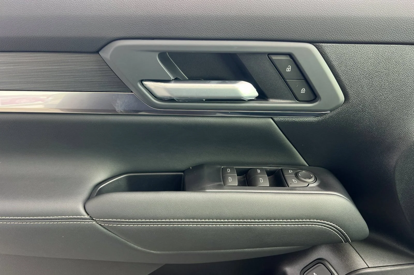 2027 GMC Terrain Elevation - Photo 9